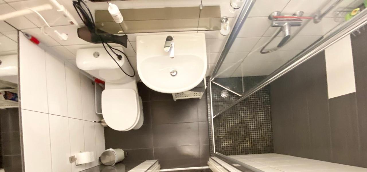 Centro Apartment Near Gedimas Avenue Vilnius Ngoại thất bức ảnh